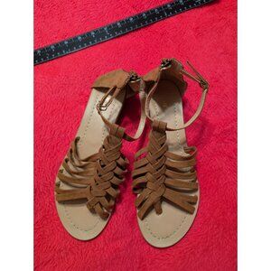 APT.9 Women’s Tan Suede Gladiator Sandals Ankle Strap Zip Back Size 7.5